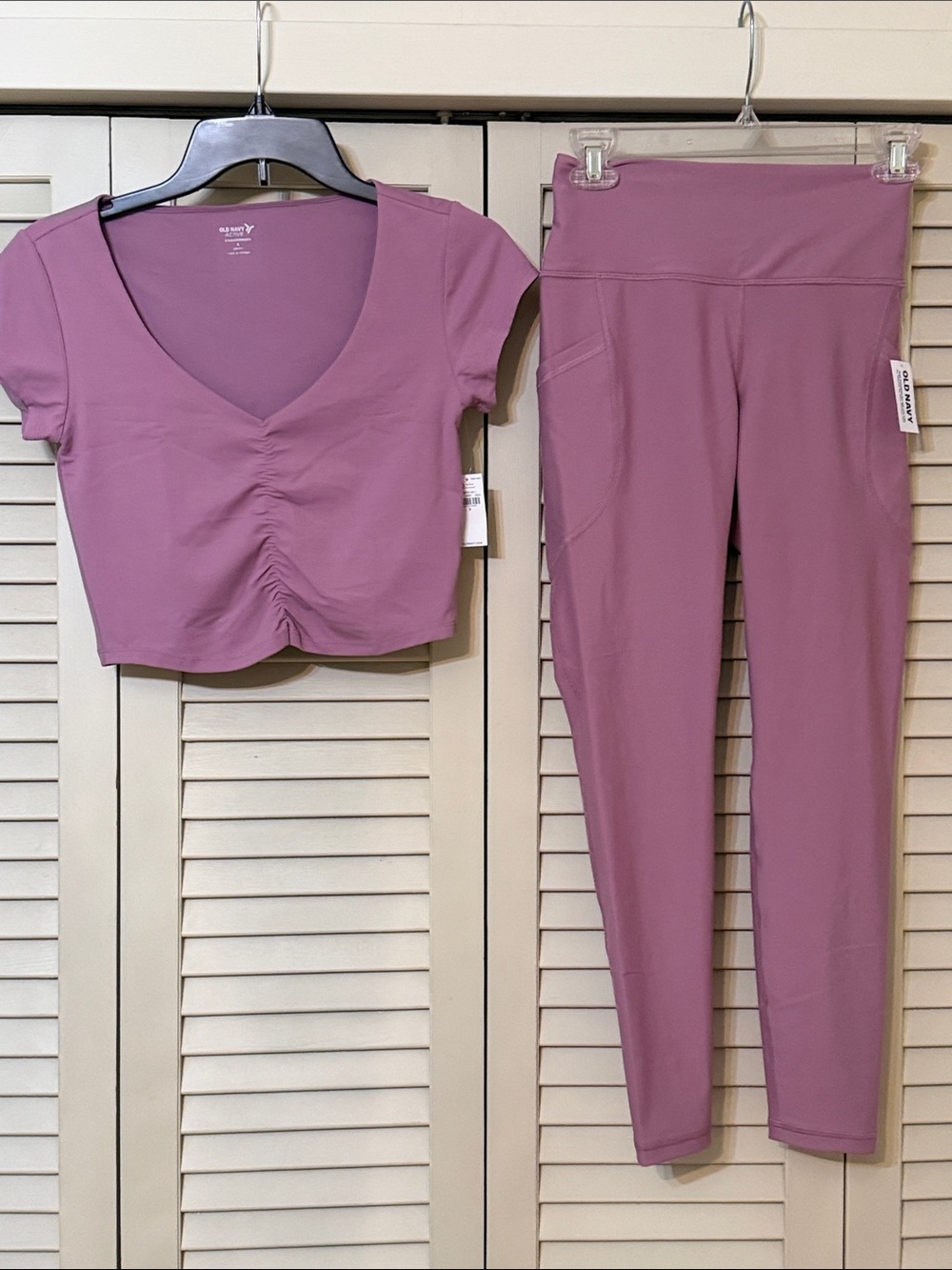 Old Navy Mauve Active Ruched Crop Top & High-Waist Leggings Set